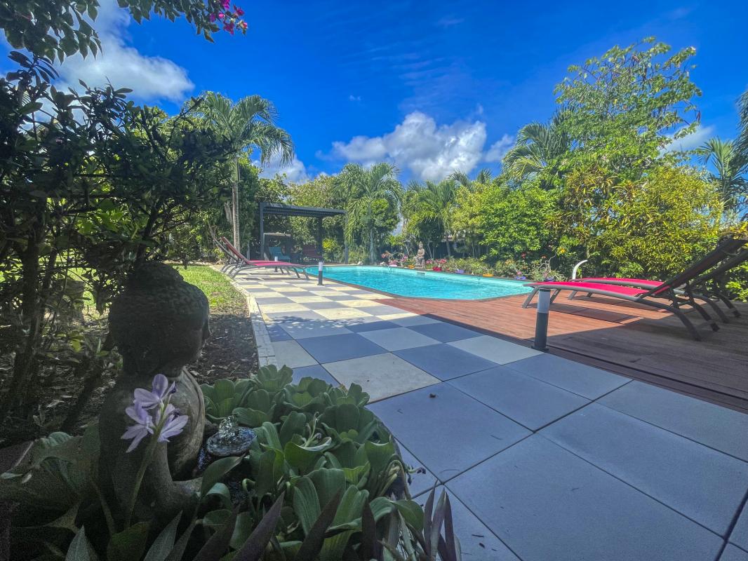 6.Location villa piscine St François Guadeloupe_Piscine